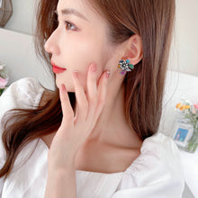 Load image into Gallery viewer, Splendid Black-tone Wind Multi-Colored Flower Stud Earrings Nature Inspire Jewelry
