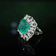 Load image into Gallery viewer, Edwardian Vintage Green Pear and Square Flower Cocktail Rings
