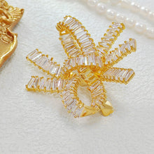 Load image into Gallery viewer, Fantastic Gold Tone Dimension Baguette Cut CZ Ribbon Bow Brooch Pin Bridal Jewelry
