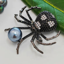 Load image into Gallery viewer, Spider Brooch with Black and White Body and Simulated Zircon in Paving Setting with Faux Pearl – Lifelike Insect Animal Brooch for Women

