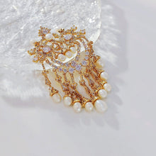 Load image into Gallery viewer, Mid-Century Vintage Gold Tone Chandlier Pearl Tassel Brooch Pin Wedding Jewelry
