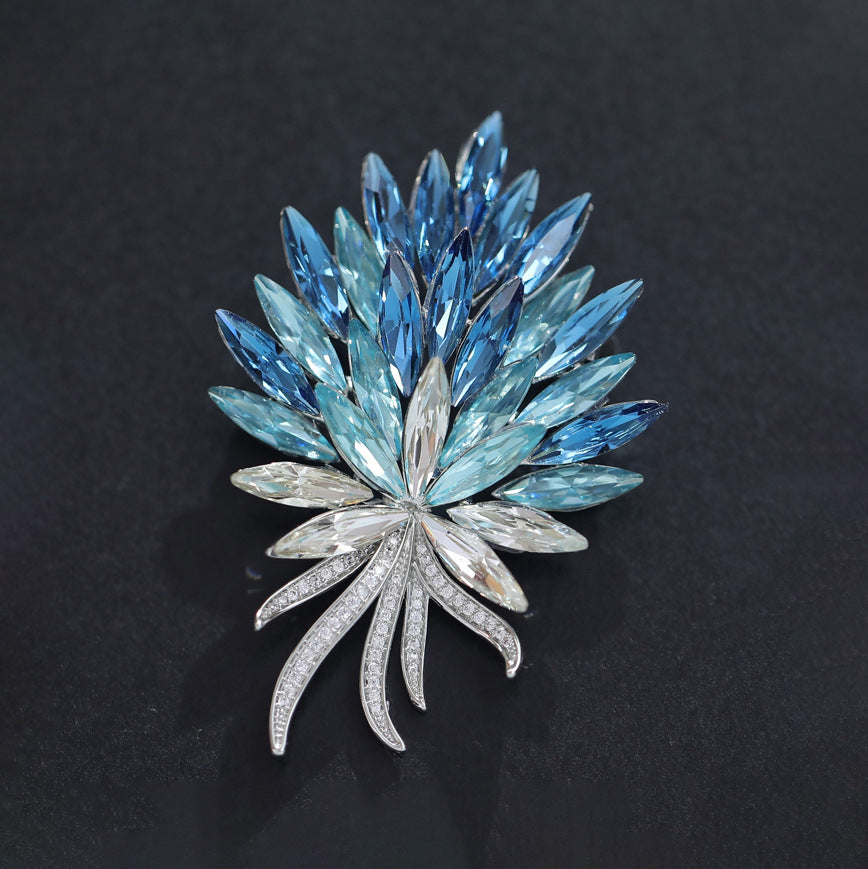 Opulent Design Ombre Blue Leaf Floral Bouquet Brooch Pin Anniversary Dating Jewelry