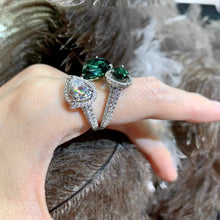 Load image into Gallery viewer, Splendid Clear and Green Trio Pear Shaped Stone Bypass Rings for Cocktail Accessory
