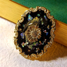 Load image into Gallery viewer, Vintage Oval Shaped Black Abalone Shell Sunflower Pin Brooch Coat Sweater Dress Accessory
