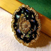 Load image into Gallery viewer, Vintage Oval Shaped Black Abalone Shell Sunflower Pin Brooch Coat Sweater Dress Accessory

