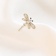 Load image into Gallery viewer, Jewelblings Fashion Concise Style Black Eyes Clear CZ Dragonfly Collar Pin Lapel Pin Insect Jewelry
