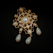 Load image into Gallery viewer, Jewelblings Fabulous Vintage Gold Tone Opens Art Deco Ornate Trio Imitated Pearl Drop Brooch Filigree Pin for Costume Badge Dress Gown Cloak
