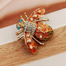Load image into Gallery viewer, Jewelblings Fantastic Vintage Leaf Dec Red Enamel Bee Pin Brooch Designer Insect Coats Jeans Clothes Bags Backpacks Hats Caps Shawl Jewelry
