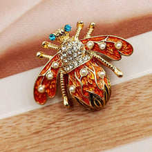 Load image into Gallery viewer, Jewelblings Fantastic Vintage Leaf Dec Red Enamel Bee Pin Brooch Designer Insect Coats Jeans Clothes Bags Backpacks Hats Caps Shawl Jewelry
