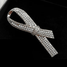 Load image into Gallery viewer, Jewelblings Glitter Elegant Imitated Mini White Pearls Ribbon Broaches and Pins for Women Mother in Law Frienship Grandmum Gifts Accessory

