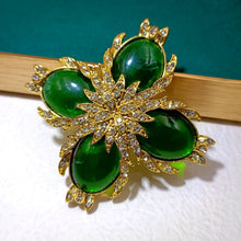 Load image into Gallery viewer, Jewelblings Mid Century Designer Golden Foil Deco Four Petal Green Flower Brooches Pins for Women Grandmother Mum Vintage Costume Jewelry
