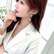 Load image into Gallery viewer, Jewelblings Old European Vintage Snowflake Heart Pearl Drop Earrings Costume Wedding Accessory
