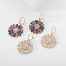 Load image into Gallery viewer, Jewelblings Exquisite Vintage Multi-Colored Daisy Flower Clip Earrings Fancy Accessory
