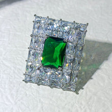 Load image into Gallery viewer, Old European Vintage Stylish Clear and Green Art Deco Rectangle Pins Brooches
