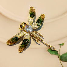 Load image into Gallery viewer, Stunning Articulated Trembling Enamel Wings Green Butterfly Brooch Pin
