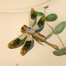 Load image into Gallery viewer, Stunning Articulated Trembling Enamel Wings Green Butterfly Brooch Pin
